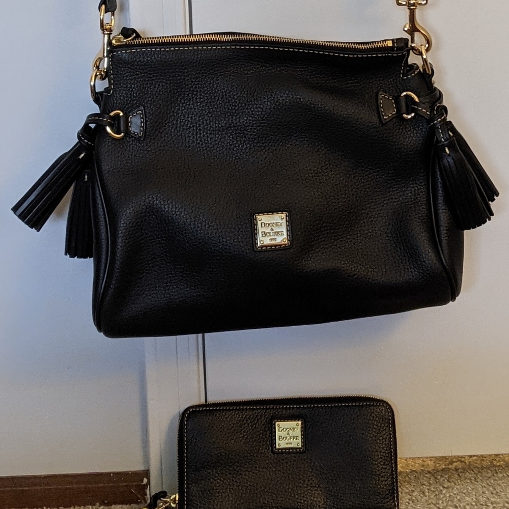 Dooney & Bourke Bag WITH matching wallet